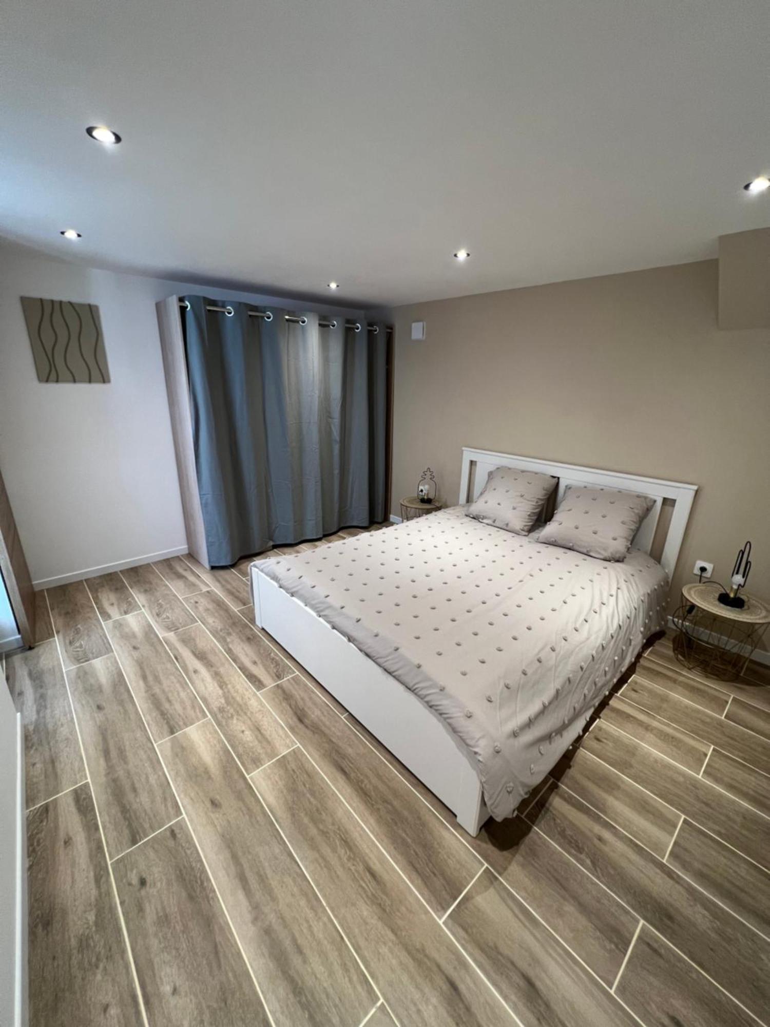 Appartement T2 Avec Jardin Puget-sur Argens Ngoại thất bức ảnh